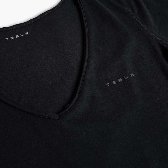 imagen de Women's Small Wordmark Short Sleeve V-Neck Tee